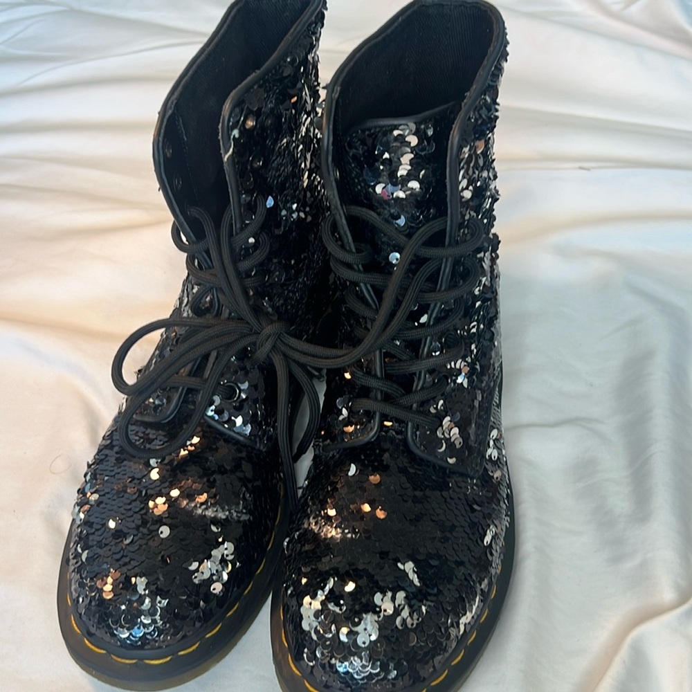 Dr. Martens 1460 Pascal Sequin Size7